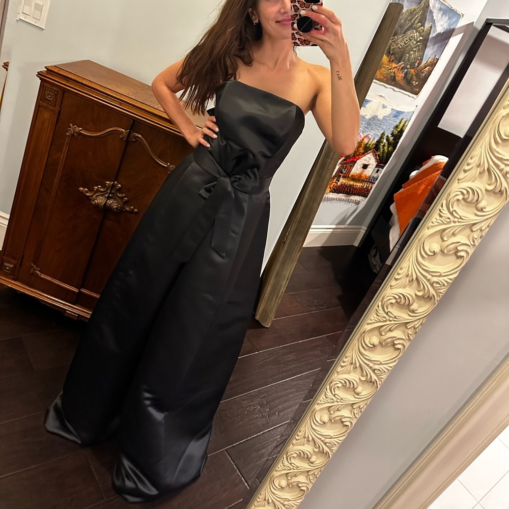 Catherine Regehr Gown With Shawl